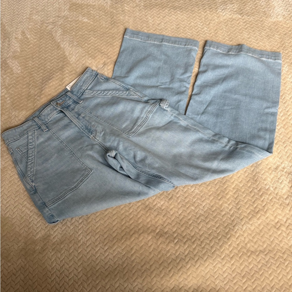 American Eagle Outfitters Dreamy Blue Jeans